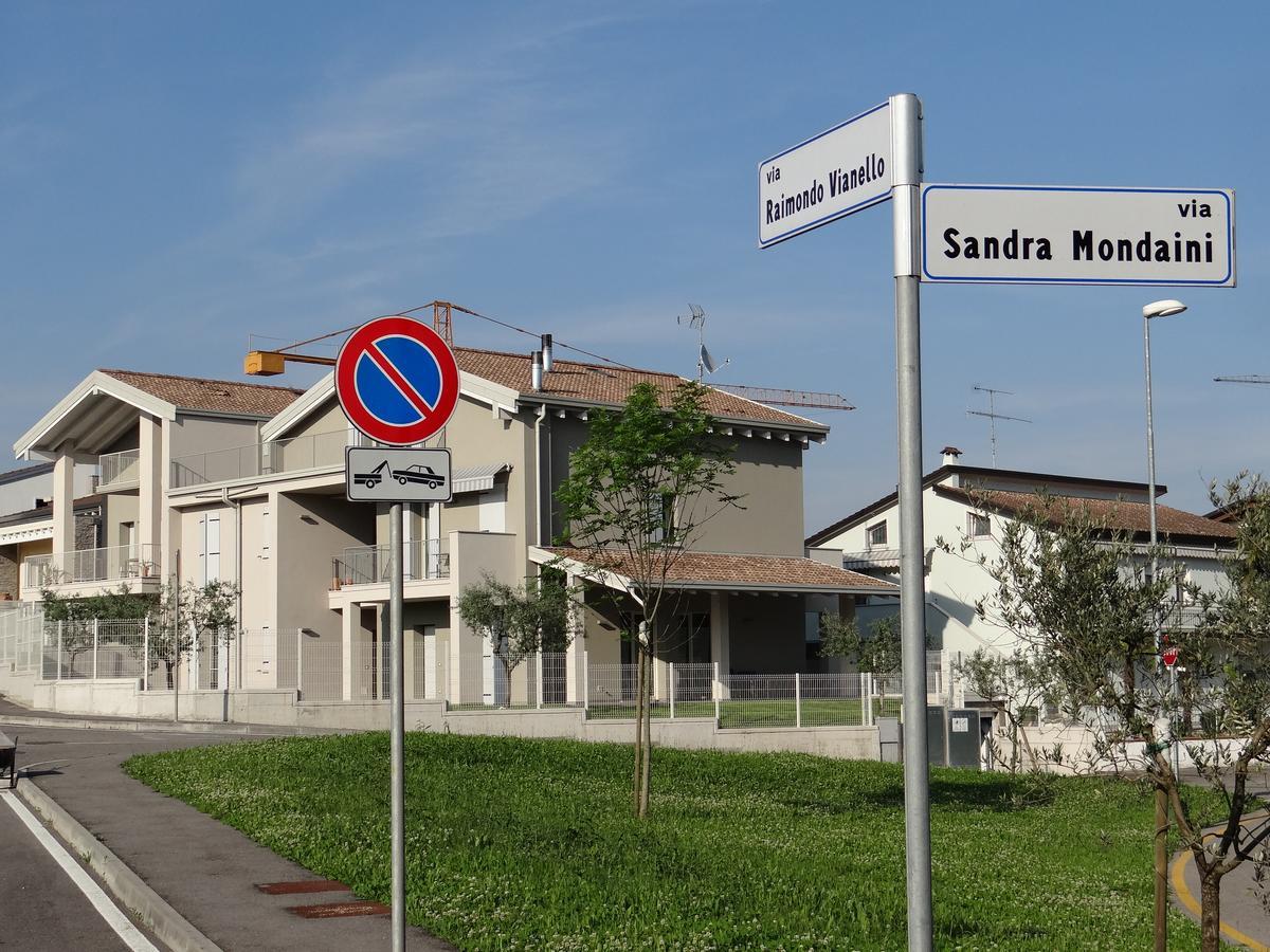 Hotel Nuovo Laghetto Del Frassino Peschiera del Garda Exterior foto